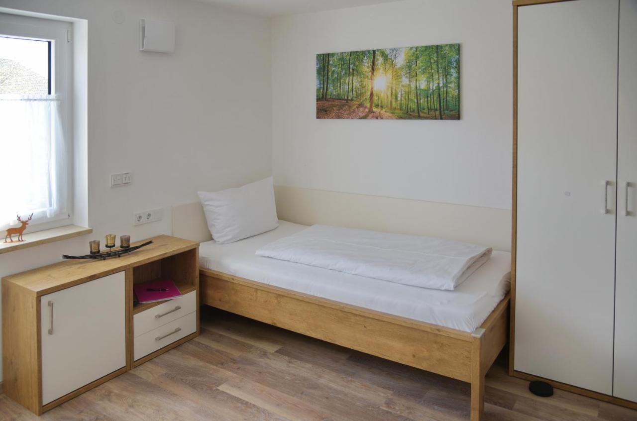 Hotel Boardinghouse Jungwirth-Wohnzeit Demling Esterno foto